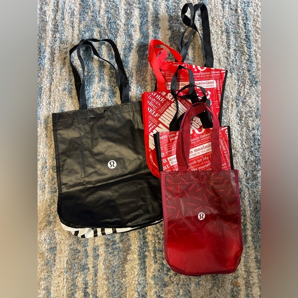 Lot of 5 Lululemon Reuseable Shopper Tote Lunch Gift Bags Variety of Sizes - Picture 1 of 1